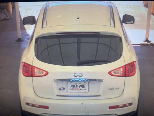 2016 INFINITI QX50 Base