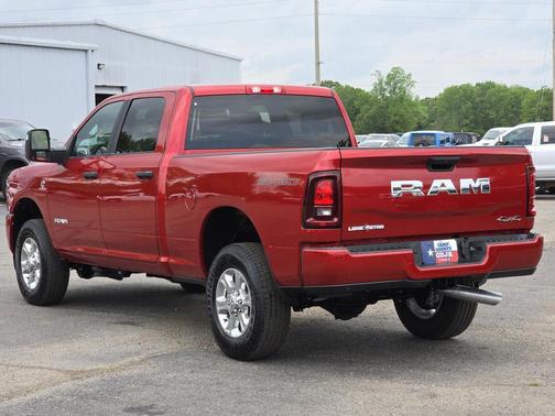 Molten Red Pearlcoat 2026 RAM 2500 Lone Star Crew Cab 4x4 6'4' Box