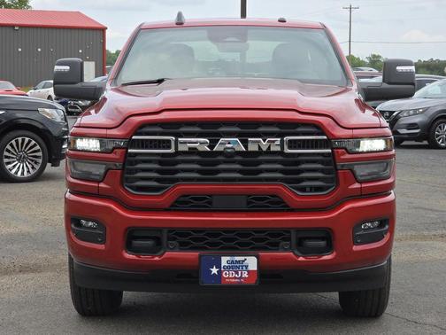Molten Red Pearlcoat 2026 RAM 2500 Lone Star Crew Cab 4x4 6'4' Box