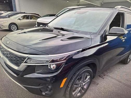 2021 Kia Seltos S