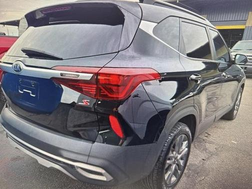 2021 Kia Seltos S