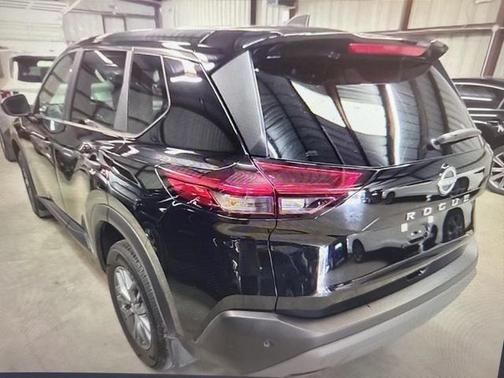 2022 Nissan Rogue S