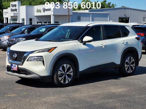 Pearl White Tricoat 2022 Nissan Rogue SV