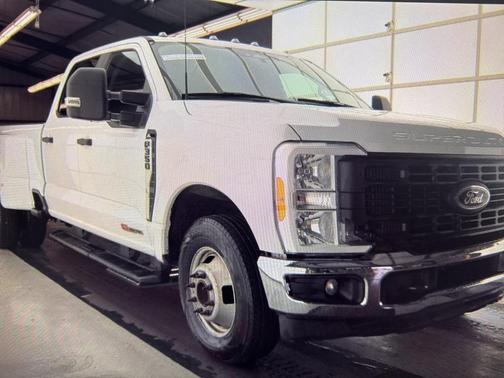 2023 Ford F-350 XL