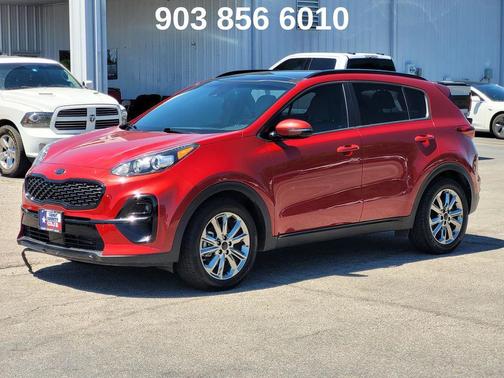 Hyper Red 2022 Kia Sportage S