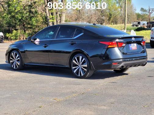 2021 Nissan Altima SR VC-Turbo FWD