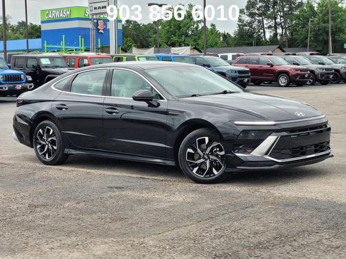Abyss Black 2025 Hyundai SONATA SEL
