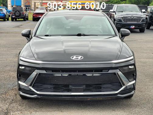 Abyss Black 2025 Hyundai SONATA SEL