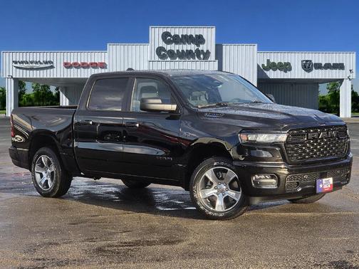 Diamond Black Crystal Pearlcoat 2027 RAM 1500 Express
