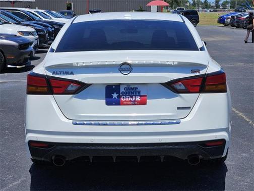2023 Nissan Altima SR VC-Turbo FWD