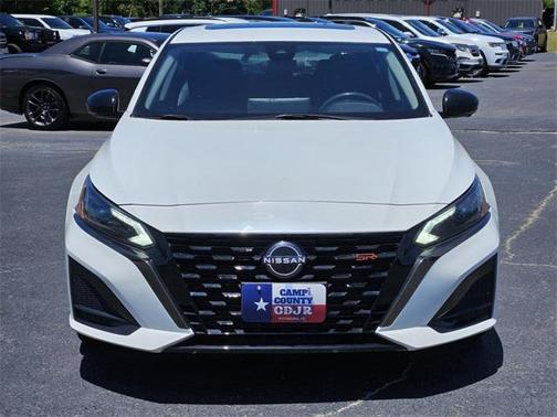 2023 Nissan Altima SR VC-Turbo FWD