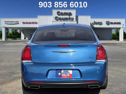 2022 Chrysler 300 Touring