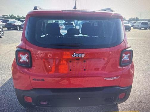 2017 Jeep Renegade Trailhawk