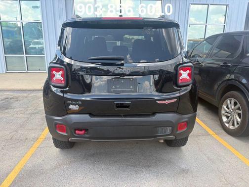 Black Clearcoat 2019 Jeep Renegade Trailhawk
