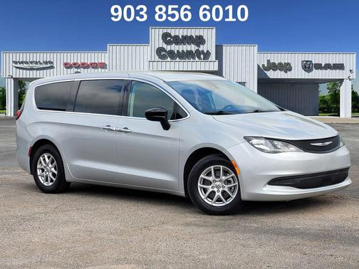 Silver Mist Clearcoat 2024 Chrysler Voyager LX