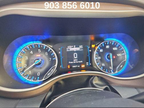 2024 Chrysler Voyager LX