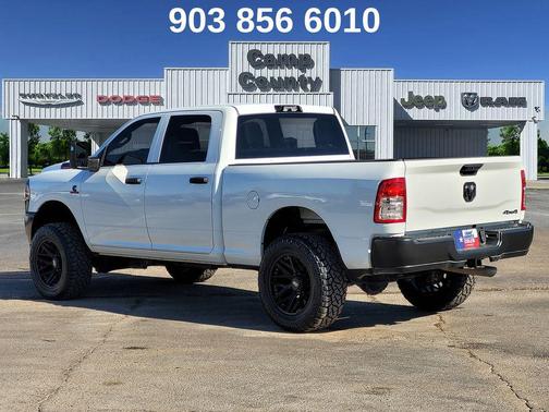 2024 RAM 2500 Tradesman Crew Cab 4x4 6'4' Box