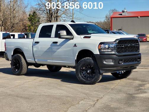 2024 RAM 2500 Tradesman Crew Cab 4x4 6'4' Box