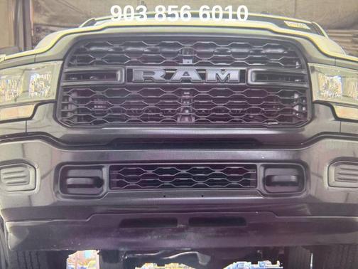 2024 RAM 2500 Tradesman Crew Cab 4x4 6'4' Box