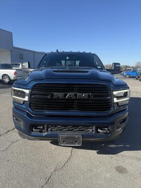 2023 RAM 2500 Laramie Crew Cab 4x4 6'4' Box