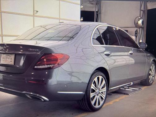 2018 Mercedes-Benz E-Class 4MATIC