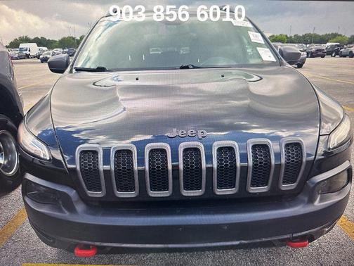 Brilliant Black Crystal Pearlcoat 2014 Jeep Cherokee Trailhawk