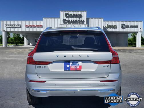 2023 Volvo XC60 B5 Ultimate Bright Theme