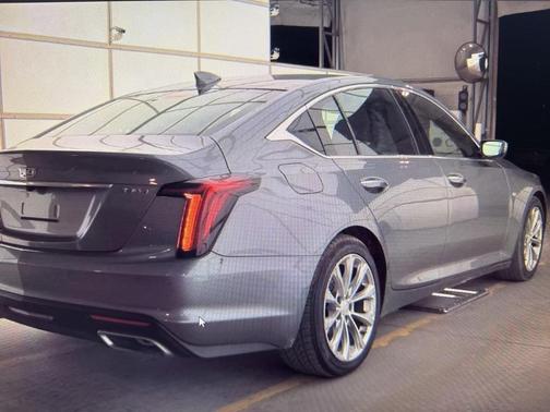 2022 Cadillac CT5 Premium Luxury