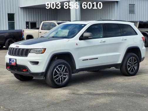 Bright White Clearcoat 2021 Jeep Grand Cherokee Trailhawk