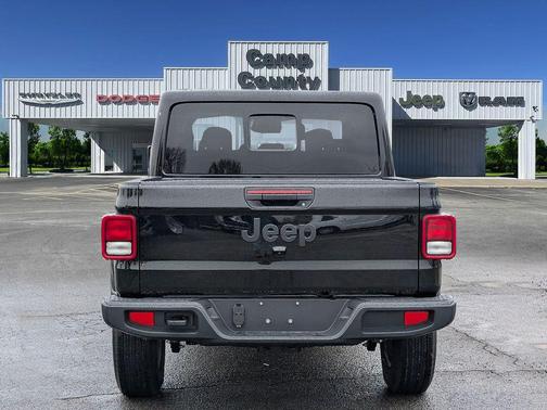 2026 Jeep Gladiator Sport S