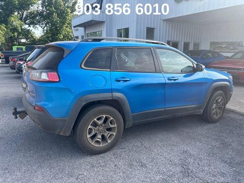 Hydro Blue Pearlcoat 2021 Jeep Cherokee Trailhawk