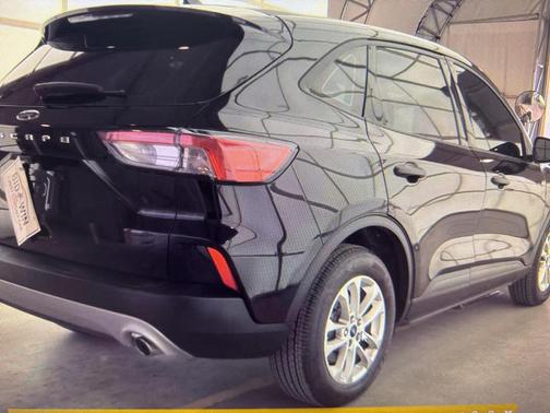 2022 Ford Escape S
