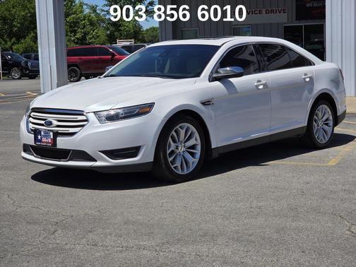 White Platinum Metallic Tri-Coat 2019 Ford Taurus Limited