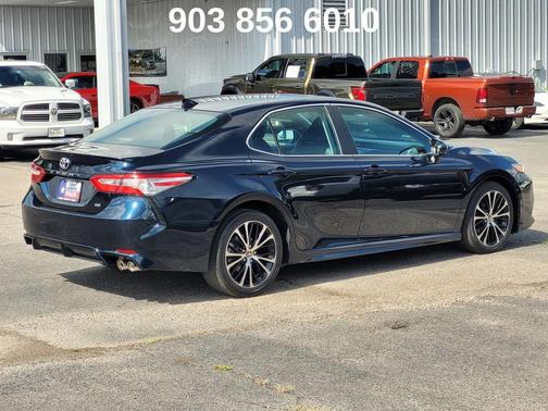 Galactic Aqua Mica 2020 Toyota Camry SE