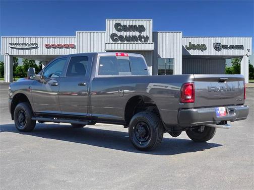 2025 RAM 2500 Tradesman Crew Cab 4x4 8' Box