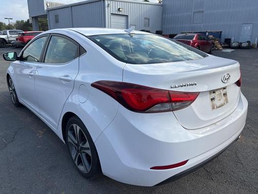 2015 Hyundai ELANTRA Sport