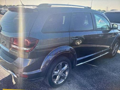2018 Dodge Journey Crossroad