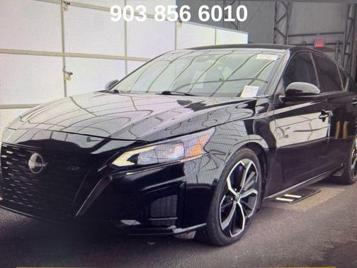 2023 Nissan Altima SR FWD