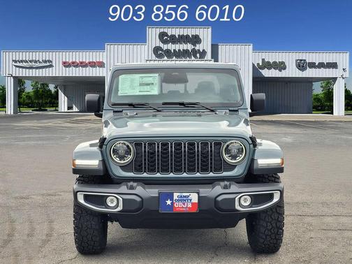 Anvil Clearcoat 2026 Jeep Gladiator Texas Trail 4x4