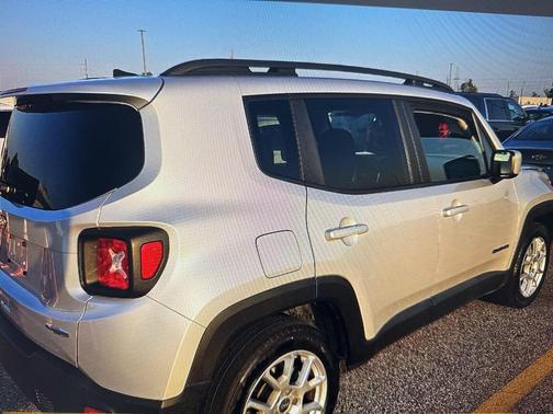 2020 Jeep Renegade Latitude