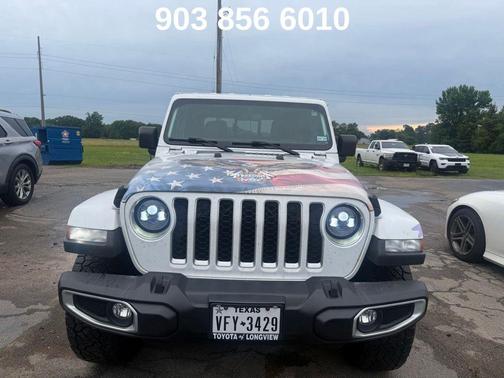 Bright White Clearcoat 2023 Jeep Gladiator Overland