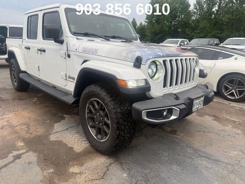 Bright White Clearcoat 2023 Jeep Gladiator Overland