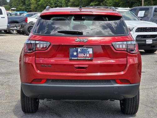 Red Hot Pearlcoat 2026 Jeep Compass Sport