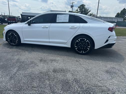 2022 Kia K5 GT-Line