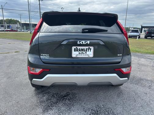 2023 Kia Niro EX