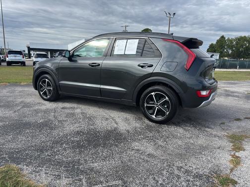 2023 Kia Niro EX