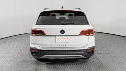 Pure White 2024 Volkswagen Taos 1.5T S