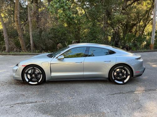 Dolomite Silver Metallic 2023 Porsche Taycan Base