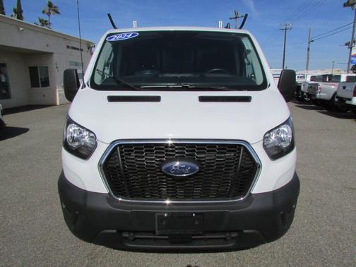 Oxford White 2024 Ford Transit-250 Base