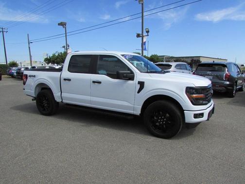 Oxford White 2025 Ford F-150 STX